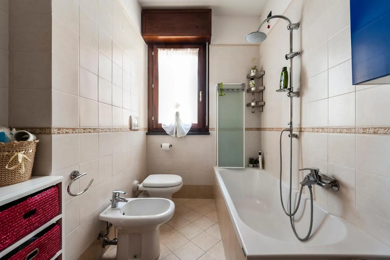Hostly - Family Home Strada Dell'Olio - Brand New 2Br, 2 Bathrooms With Ac Cascina 0*,  Italy
